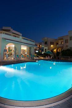 Olga Suites มาเลเม ภายนอก รูปภาพ